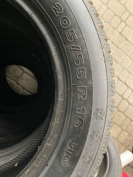 Шини автомобільні