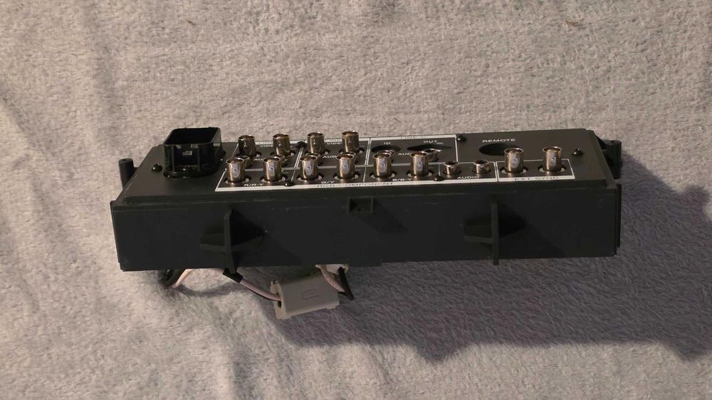 Panel Tylni Jednostka wyjść wejść BCM do Sony PVM-14M2E