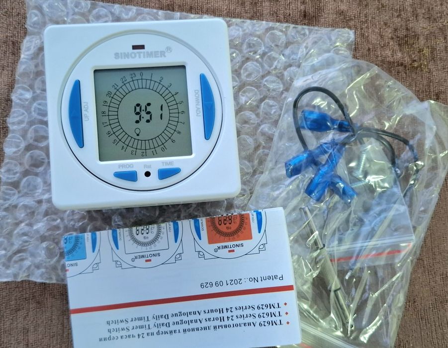 Sinotimer TM629, цифрове реле часу з аналоговим інтерфейсом для 24-годинного програмування,тижневий таймер