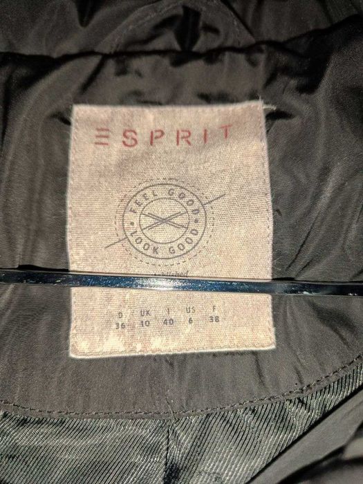 Класичний чорний натуральний пуховик для підлітка або пані S-М Esprit