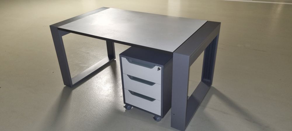 Biurko 124cm/80 wys 71cm