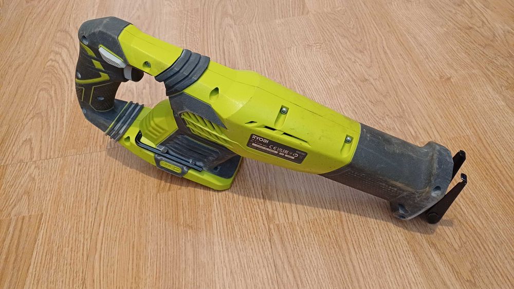 Piła szablasta Ryobi RRS 1801 18V