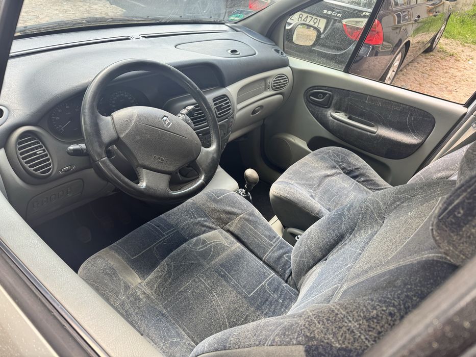 2000r renault scenic