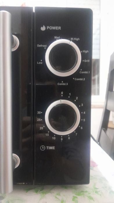 Microondas Eletrónica