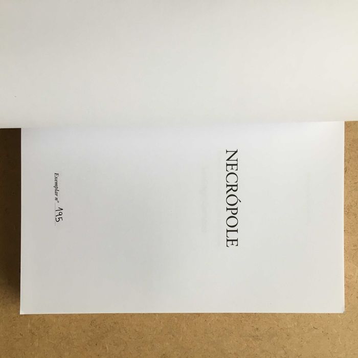 "Necrópole" de Santiago Gamboa [Edição exclusiva esgotada]
