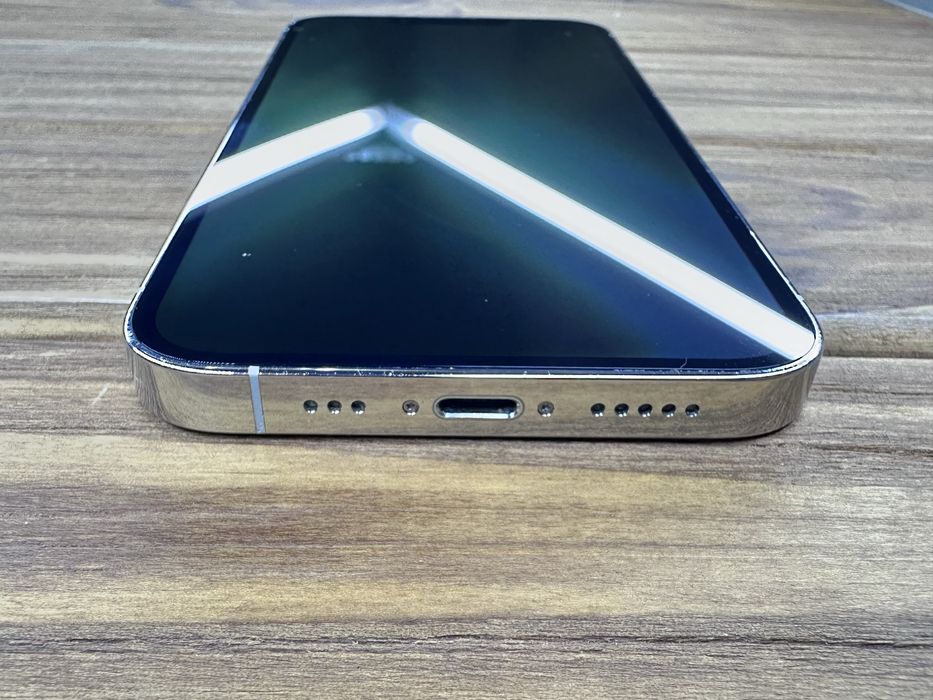 Apple iPhone 13 Pro 256Gb Silver (Neverlock) #8174