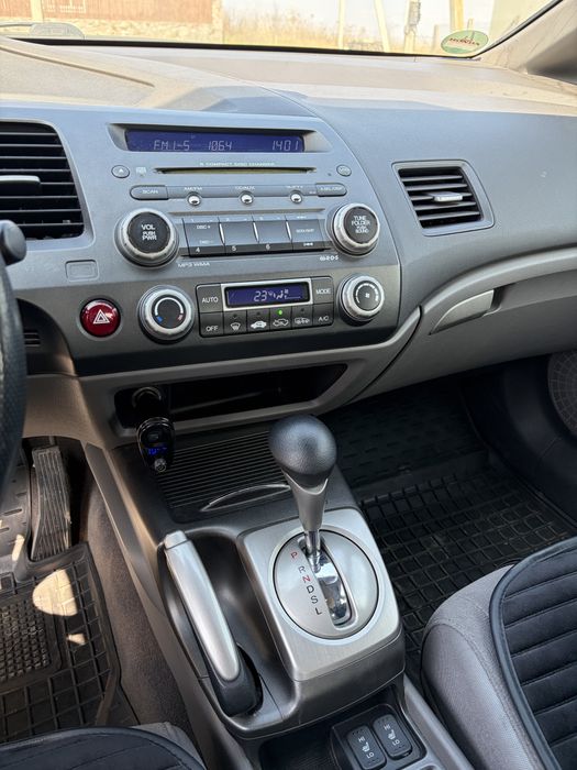Honda Civic hybrid (нова батарея)