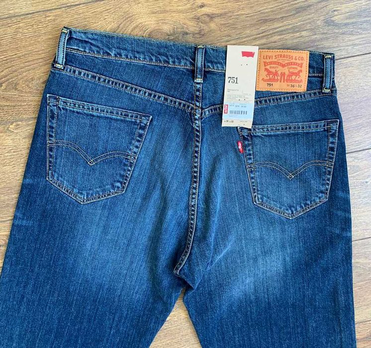 Нові оригінальні джинси Levis