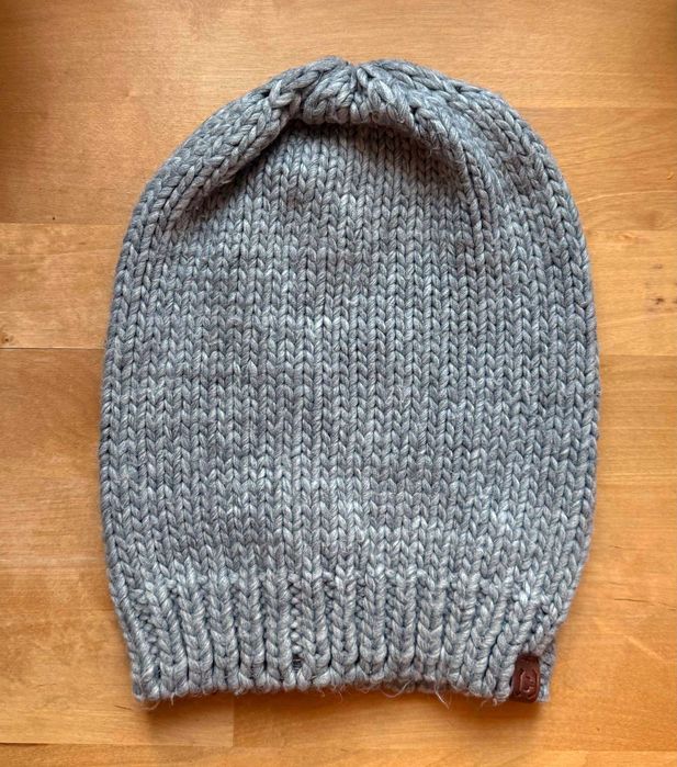 Czapka damska CROPP szara