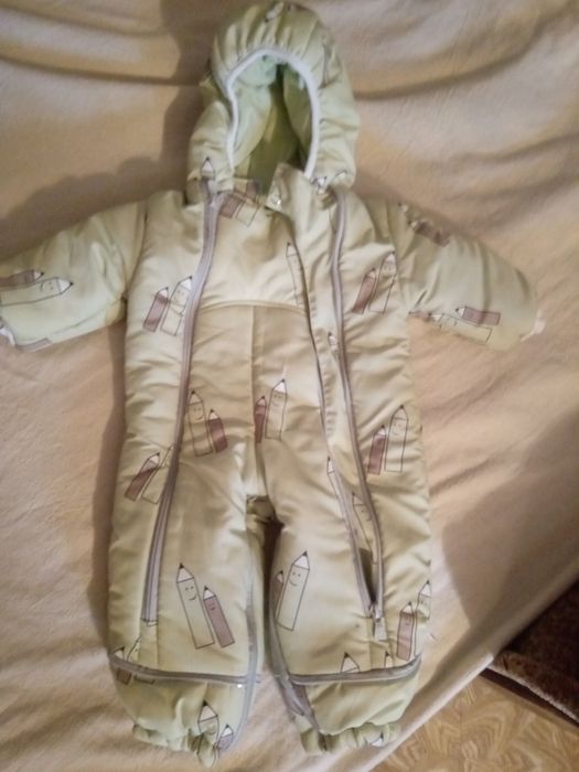 Детский комбинезон.