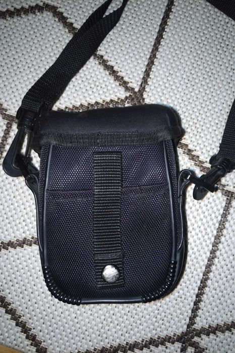 Tora etui na aparat kompaktowy