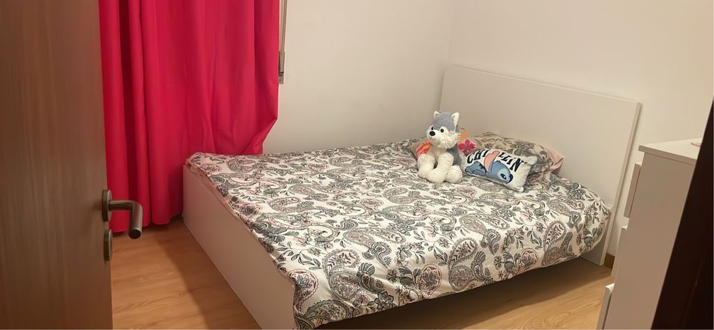 Aluga-se quarto em t3
