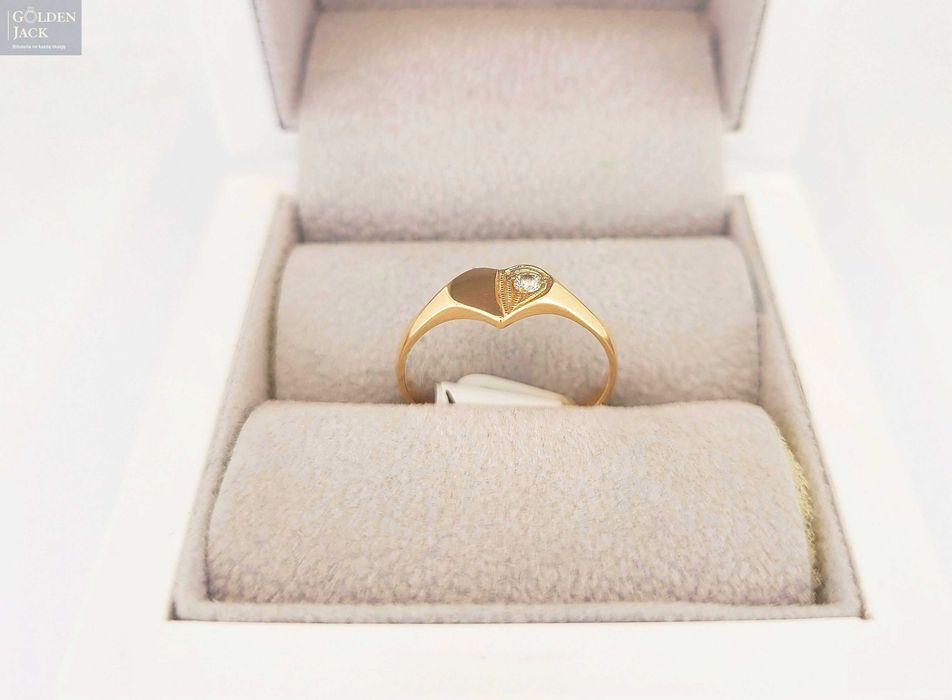 Złoty pierścionek Serce z cyrkonią złoto pr. 583 waga 1,91 g roz. 15,5