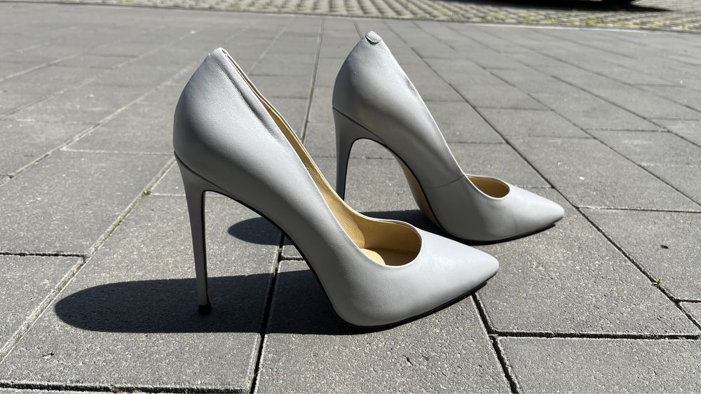 Туфлі жіночі шкіряні, 37 розмір, Prego