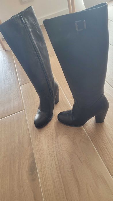 Bota Preta de cano alto nr 39 de Pele - Marca Bianca