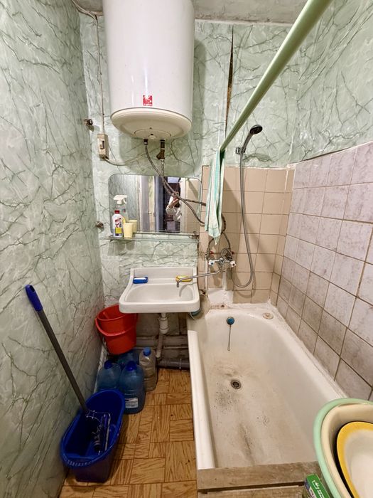 Продаж 2 кімнатної квартири вул. Новозаводська, Інгульський р-н.