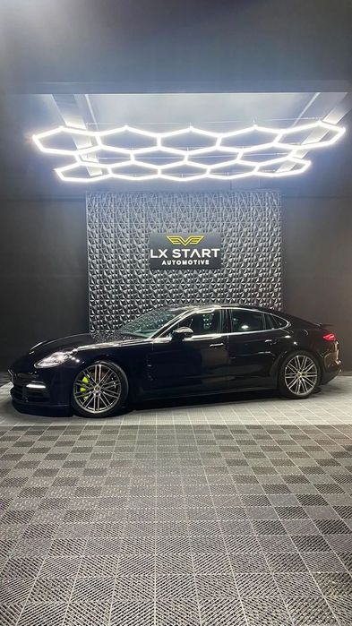 Porsche Panamera 4 E-Hybrid