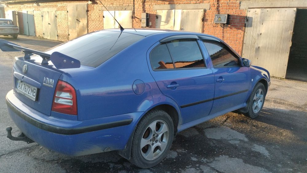 Октавія тур 1,6 газ/бензин