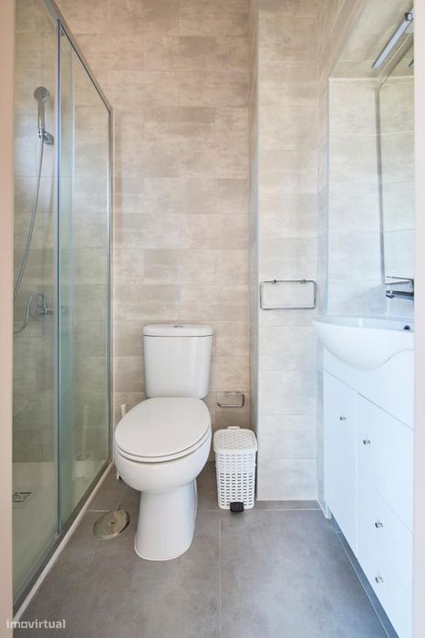 Quarto - localizado em Alameda Lisbon