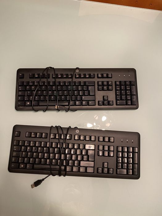 Teclados como novos e nunca usados