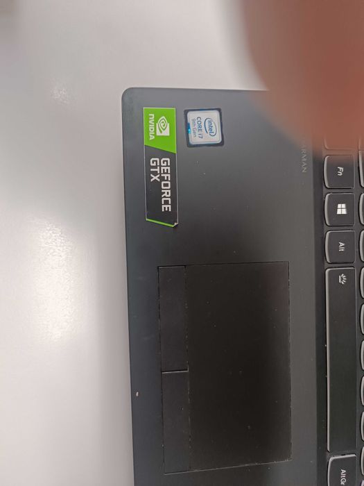 Computador Portatil Gaming Lenovo Legion Y540-15IRH-PG0 - AVARIADO