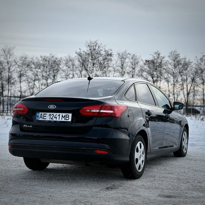 Ford Focus 2016 року, 2.0 бензин, автомат, чорний колір