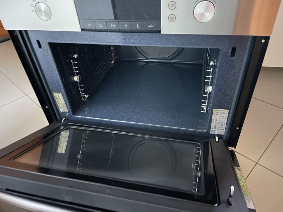 Piekarnik z funkcją mikrofali Samsung