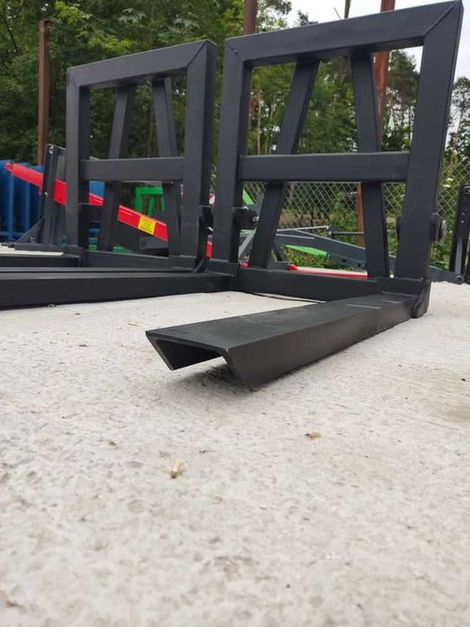 Paleciak widły do palet na tył TUZ ciągnika sztywny udźwig 1 tona