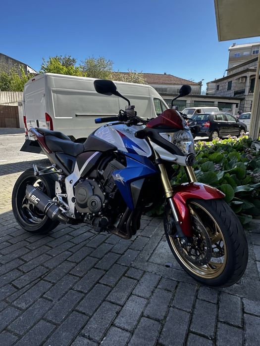 Honda cb1000r 2011
