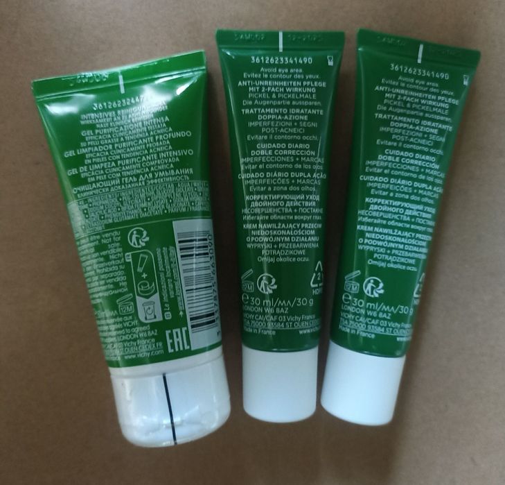 Подарунковий набір Vichy Normaderm гель очищуючий флюїд жирна шкіра ак