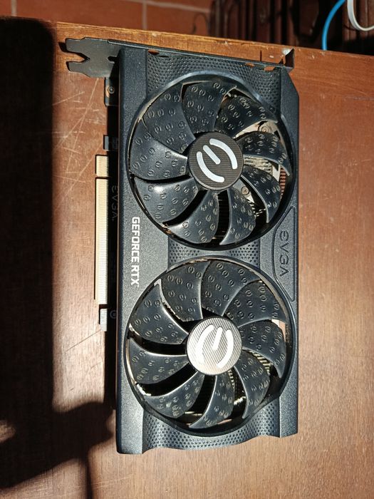 Gráfica Evga 3060ti