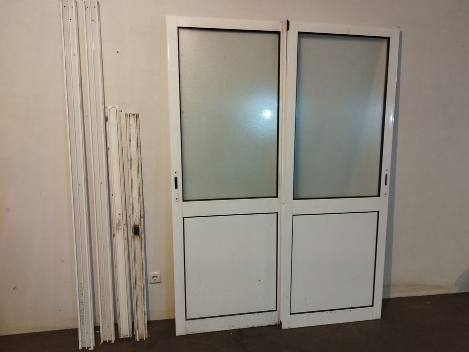 Porta sacada de correr com vidro duplo