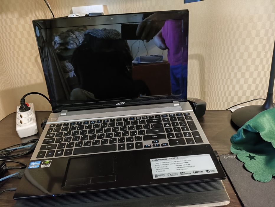 Продам ноутбук ACER V3-571G
