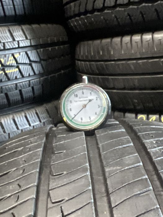 *Opony Michelin 235/65/16C komplet