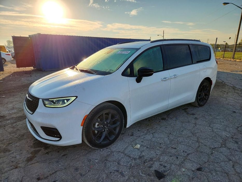 Chrysler Pacifica