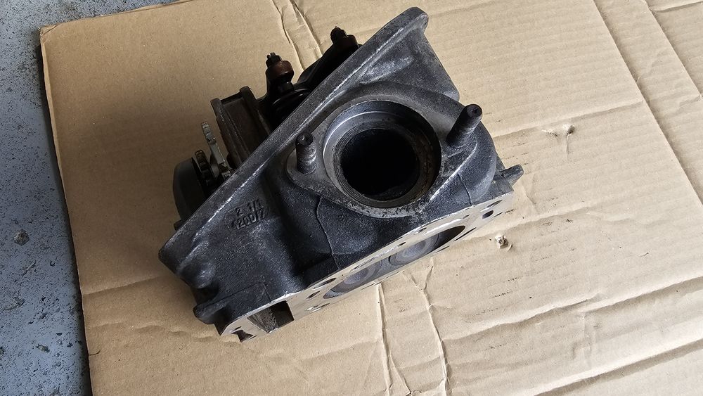 Piaggio mp3 500  głowica planowana