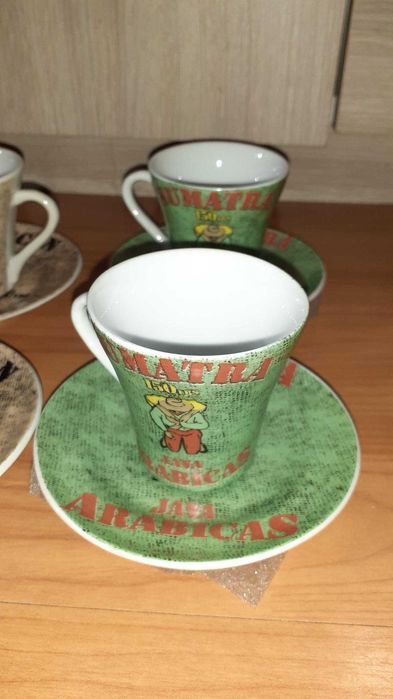 Conjunto café chavenas e pires coleção NOVO