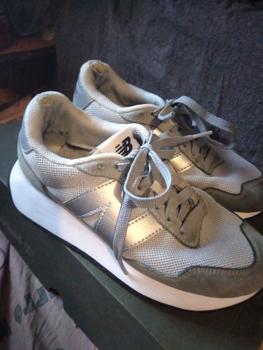 Кроссовки New Balance, размер 37.