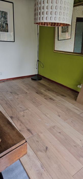 Colocamos Pavimentos / Pinturas interior
