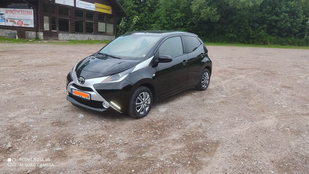 Toyota Aygo 1.0 Klima Skóra Kamera ledy Tablet Grzane fotele