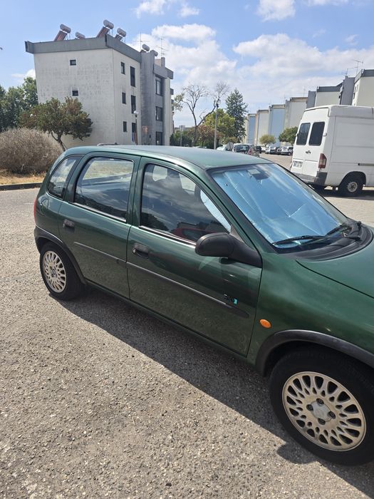 Opel Corsa B 1.0 de 99