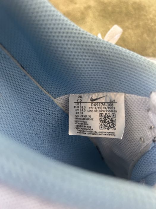 Sapatilhas Nike em bom estado