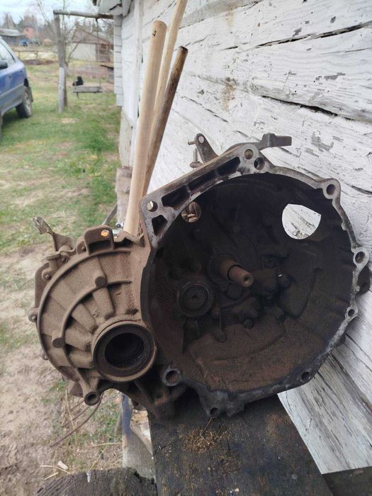 Продам кпп volkswagen caddy 1.9 турбо дизель 2008