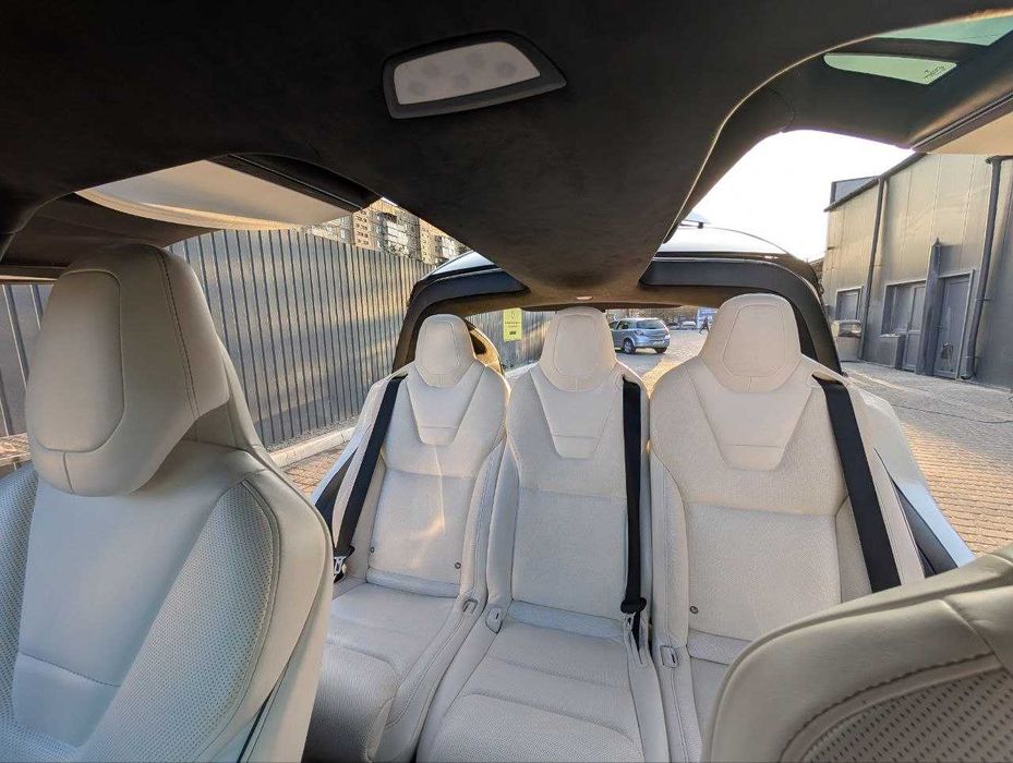 Продам власну Tesla model X 2017 року