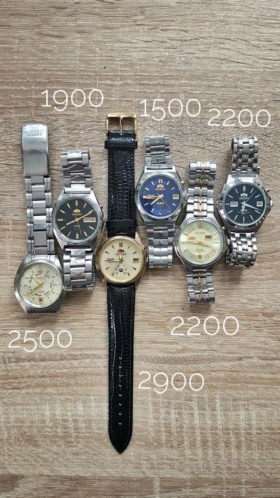 Японські годинники Orient Three Stars, SK, механіка та кварц