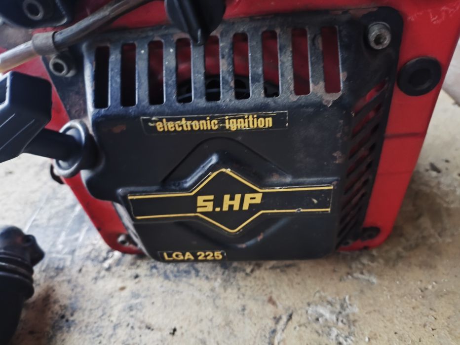 Motor lombardini LGA 225