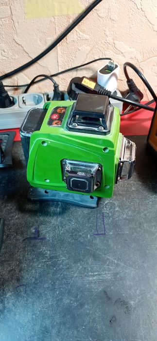 Ремонт лазерних рівнів, калібровка, юстіровка лазерный уровень