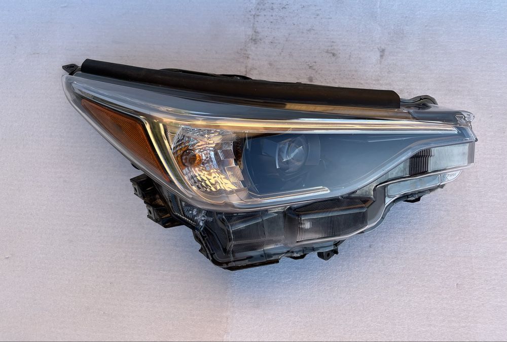 Фара права ліва Subaru Crosstrek Impreza full led 2023 2024 америка