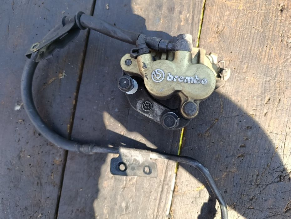 Zacisk hamulcowy Yamaha YZF 125R 08 – 14r przewód hamulcowy klocki