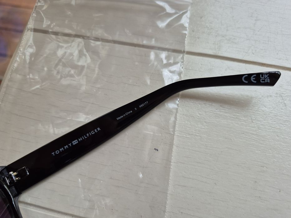 Okulary Przeciwsłoneczne Damskie Tommy Hilfiger WP OL631